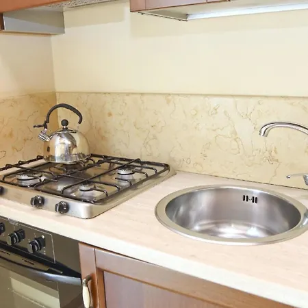 Fuer 3 Personen Ca 40 Qm In Cefalu, Sizilien Nordkueste Von Sizilien *
