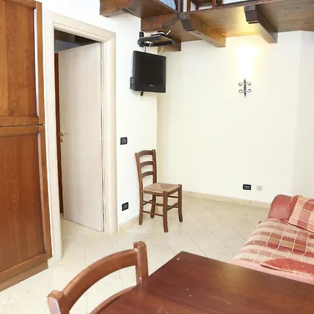 Fuer 3 Personen Ca 40 Qm In Cefalu, Sizilien Nordkueste Von Sizilien *